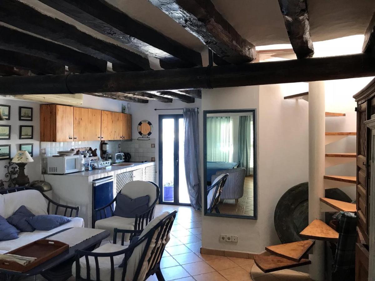 Mirador De La Virgen Atico Con Terraza Y Estudio Sin Terraza Appartement Ibiza-stad Buitenkant foto